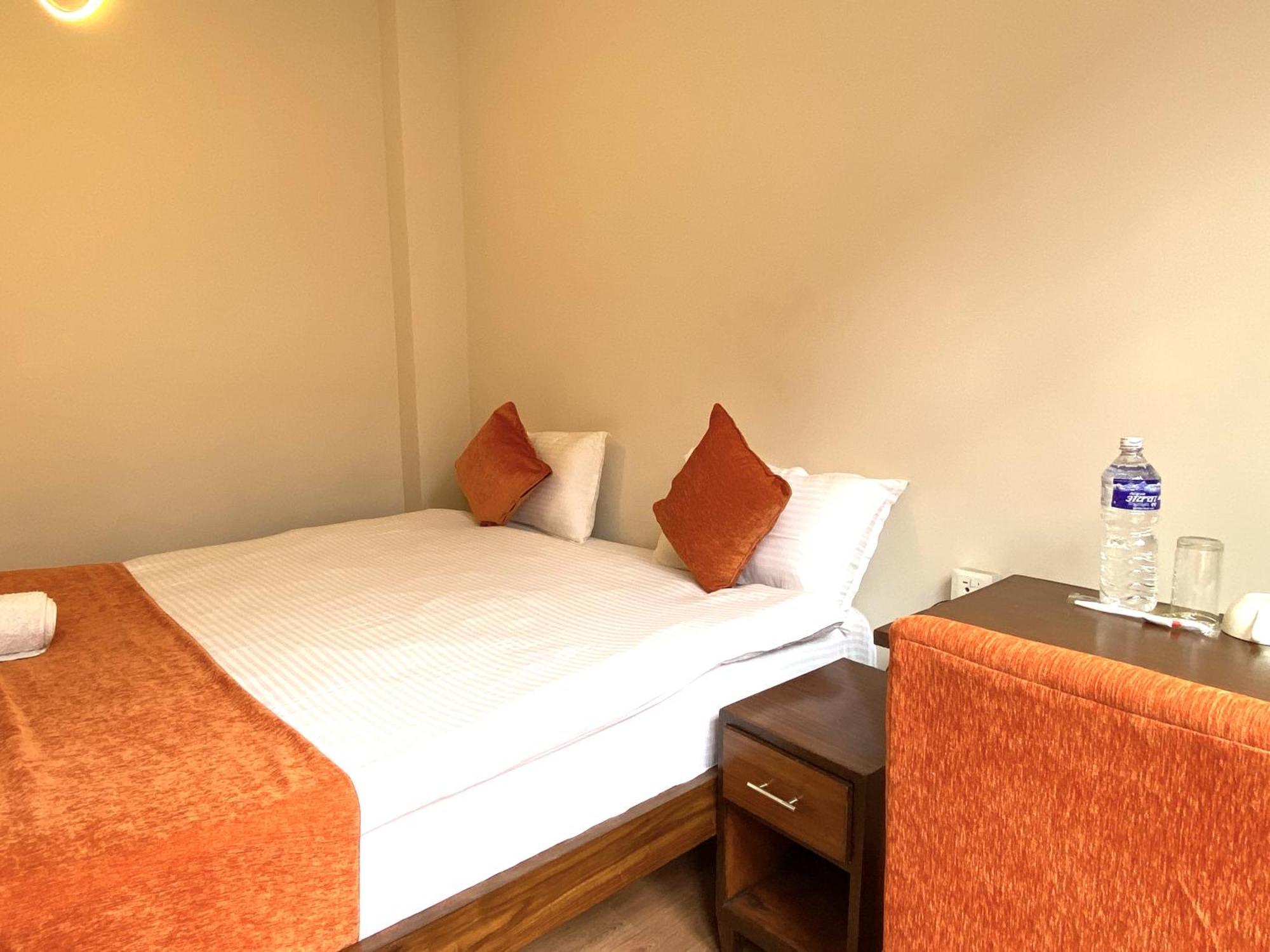 Hotel Pala Kathmandu Exterior photo